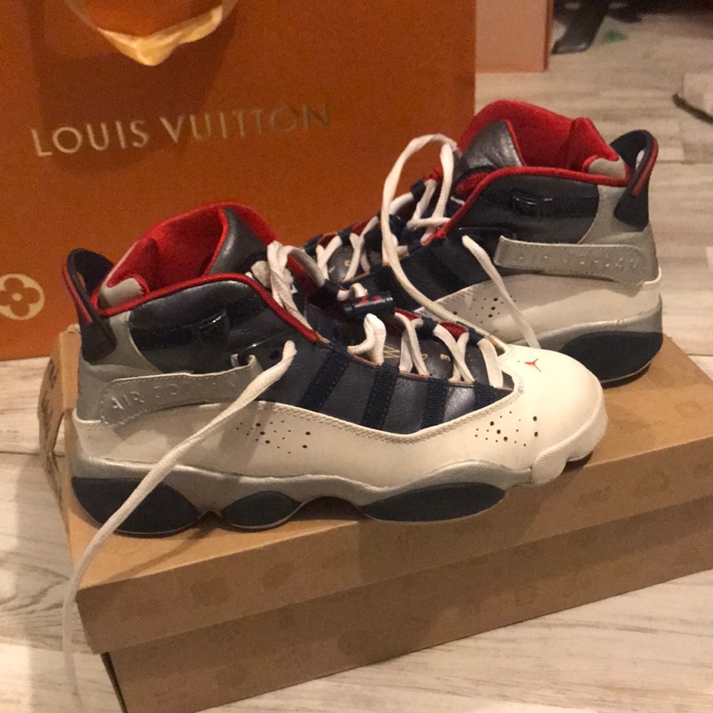 Size 5 red white blue six rings